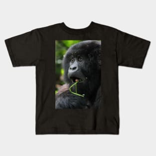 Surprised at Lunch!! Juvenile Mountain Gorilla. Kids T-Shirt